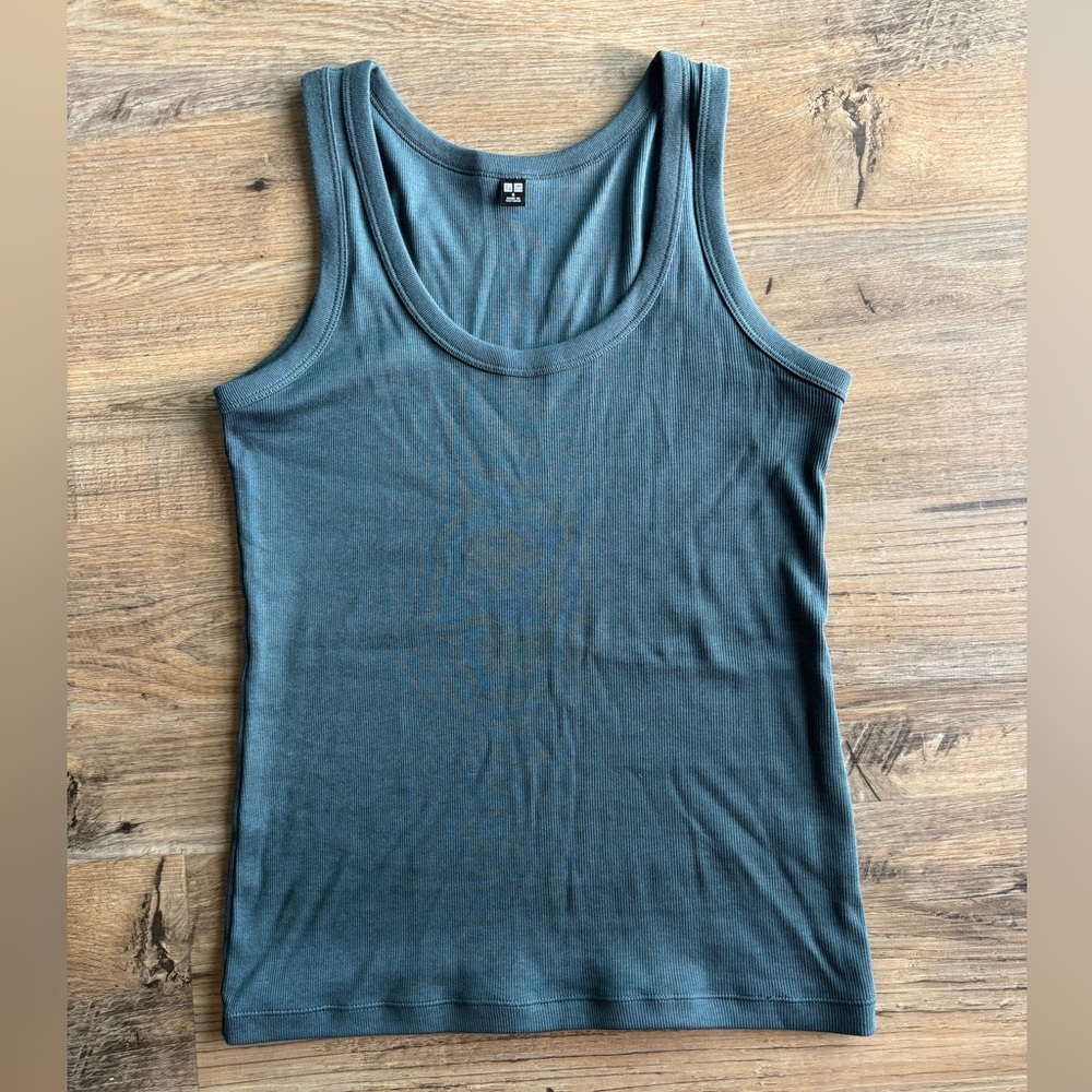 NWOT Uniqlo Soft Ribbed Tank Top – Teal / Blue-Gray | Women’s Size S